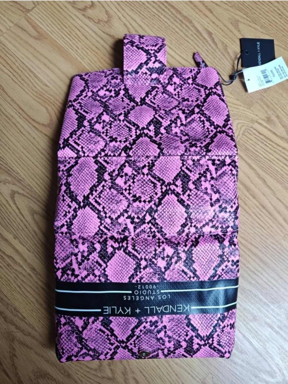 KENDALL + KYLIE Pink Snake Print Bath Hanging Toiletry Bag Makeup Organizer NWT